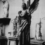 imagen 19:Monumento a los Caidos. Obra del Escultor Ortells. Taller del artísta en Madrid