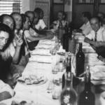 imagen 31:Comida artístas villarrealenses, presidida por José Ortells y asisten,  José P. Gumbau, Julio P. Fuster, Vicente Llorens, Alcalde de la ciudad