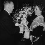 imagen 162:Proclamación de la Reina. Cinema Villarreal