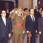 imagen 9:Acto Fuerzas Armadas. Alcalde, General Juan Gomez Zamallon Mendez, Gobernador civl y Presidente Diputación.