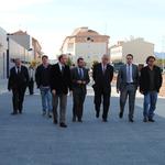 imagen 2:Inauguració del carrer Constitució, per part del secretari autonòmic d'Infraestructures, Victoriano Sánchez-Barcaiztegui, i l'alcalde de Vila-real, José Benlloch.
